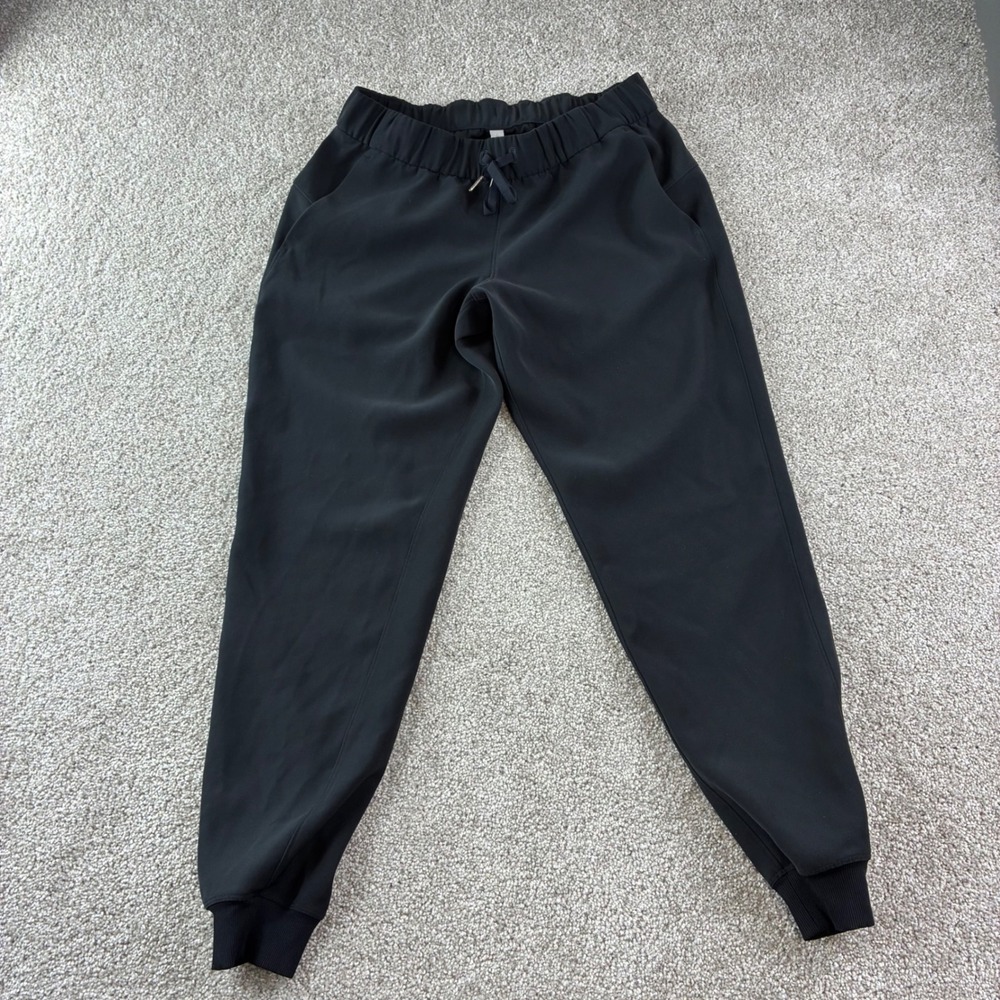 lululemon On the Fly Jogger Women 8 Black 7/8 Length Travel Pant Athleisure Yoga